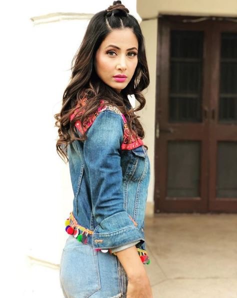 Hina khan