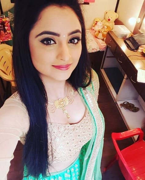 Madirakshi Mundle