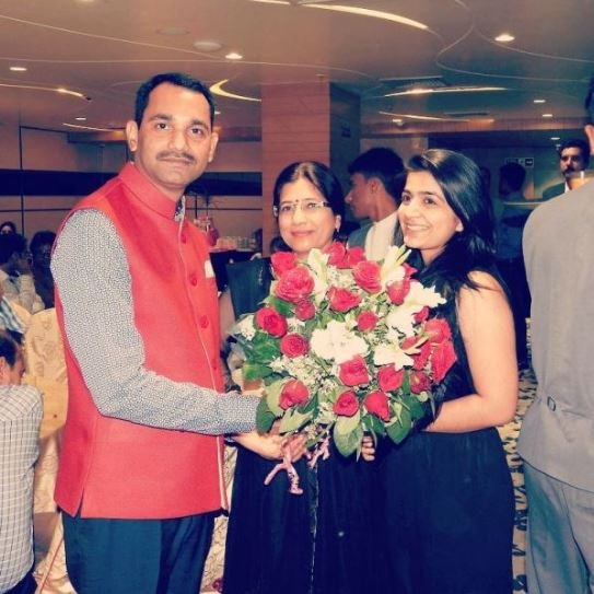 Nikita R Sharma Star Nick
