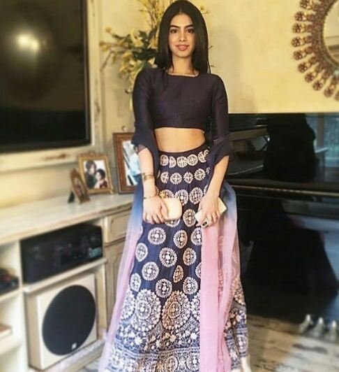 Khushi Kapoor Height