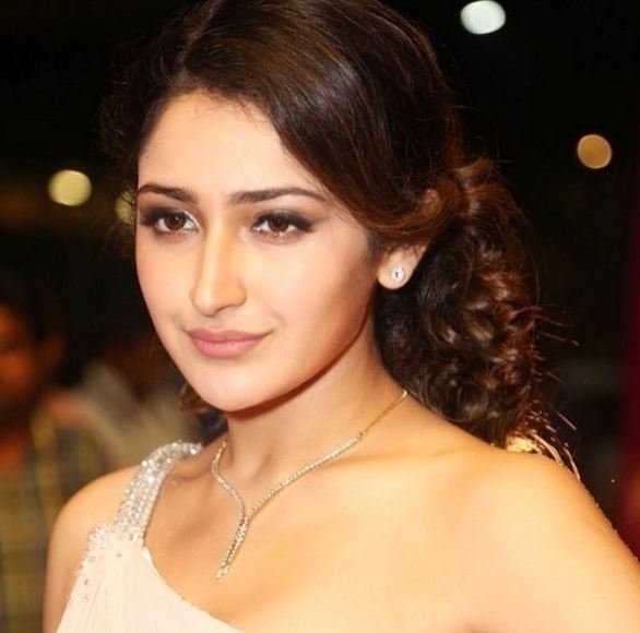 Sayesha saigal