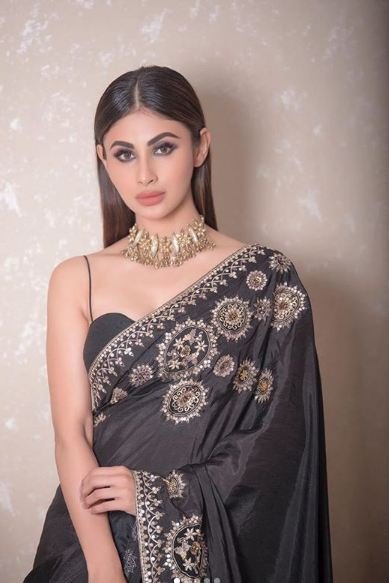 mouni roy