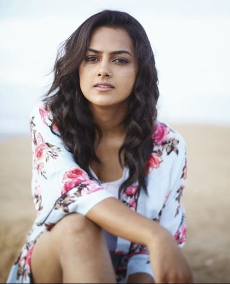 Shraddha Srinath Biography