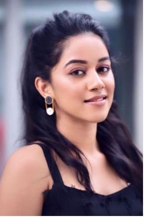 Mirnalini Ravi Age Height Caste Biography Family Wiki Education